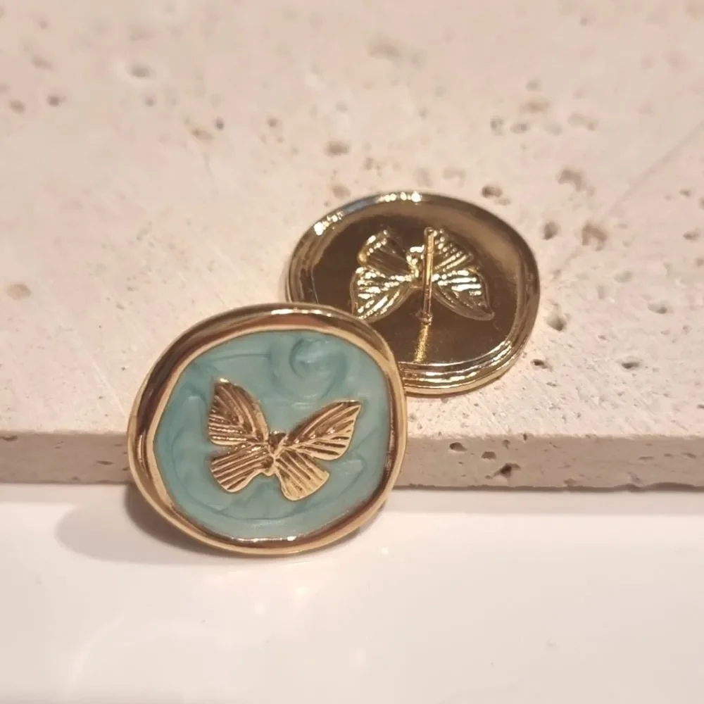 New! Vintage Style Aqua Enamel Gold Butterfly Stud Earrings Gold Plated A4 NWOT